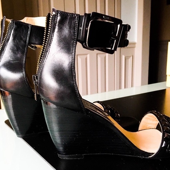 SOLD🖤Michael Kors BLACK wedge shoes - Picture 2 of 5